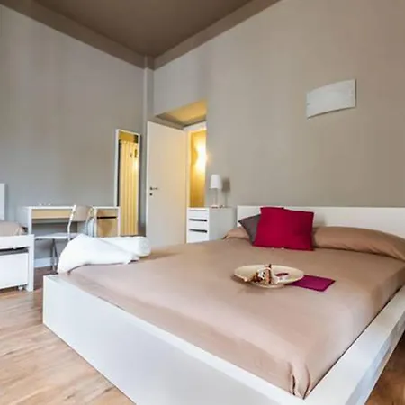 Of 4* Roma